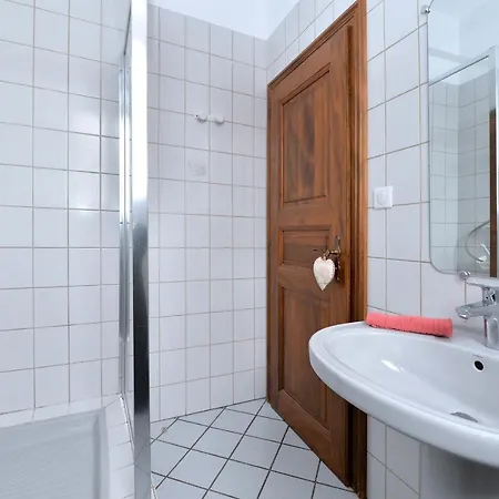 S'harzala Rouge Apartment Bergheim