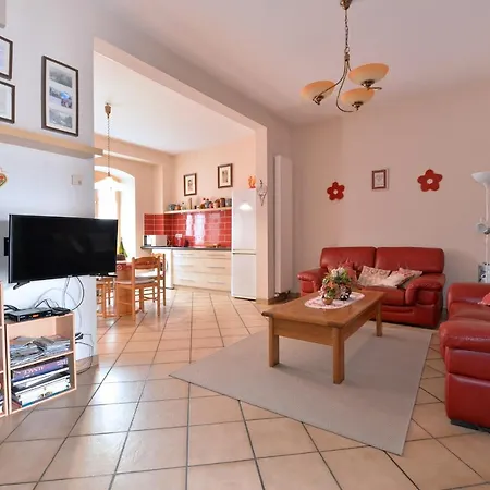 S'harzala Rouge Apartment *