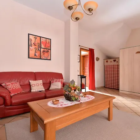 S'harzala Rouge Apartment *