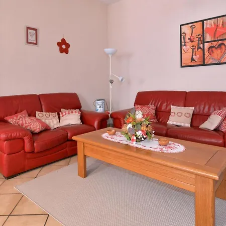 Apartment S'harzala Rouge *