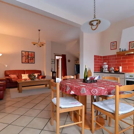 Apartment S'harzala Rouge Bergheim