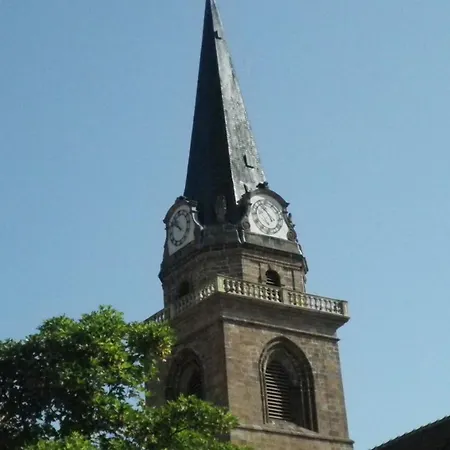 Apartment S'harzala Rouge *